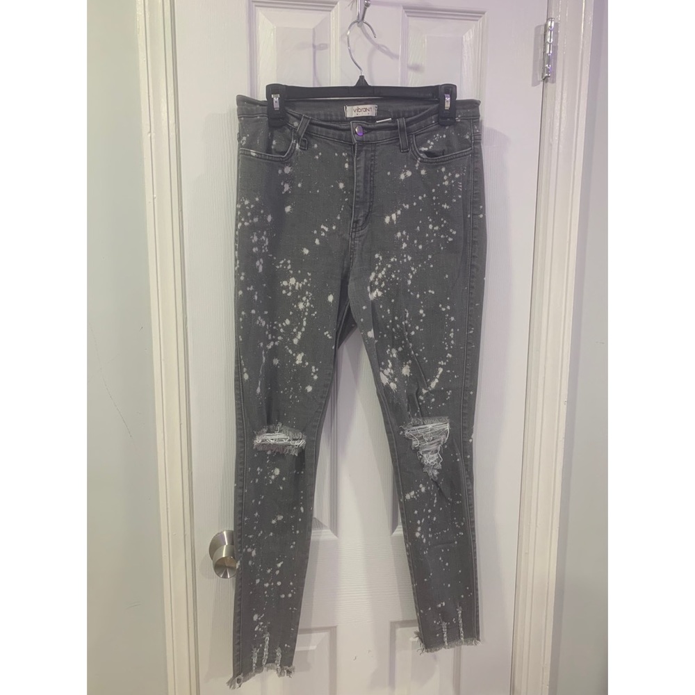 High Rise Gray Ripped Jeans Size 13(W30) Vibrant
